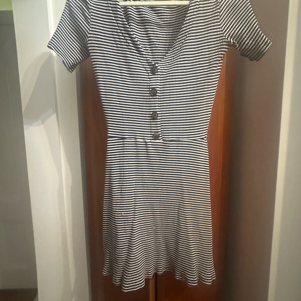 Reformation small tencel Black and White Button-Down Dress stretch mini